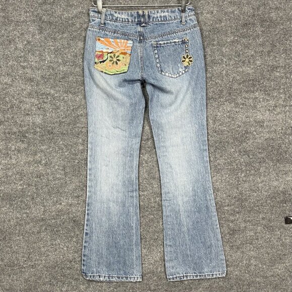 Squeeze Jeans Womens 3/4 Blue Light Wash Bootcut Distressed Embroidered Y2K - Picture 3 of 16